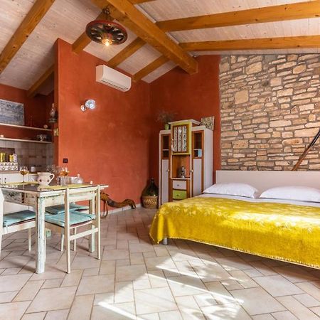 Studio Apartment Umag Bagian luar foto