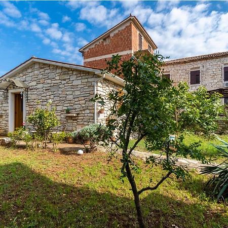 Studio Apartment Umag Bagian luar foto